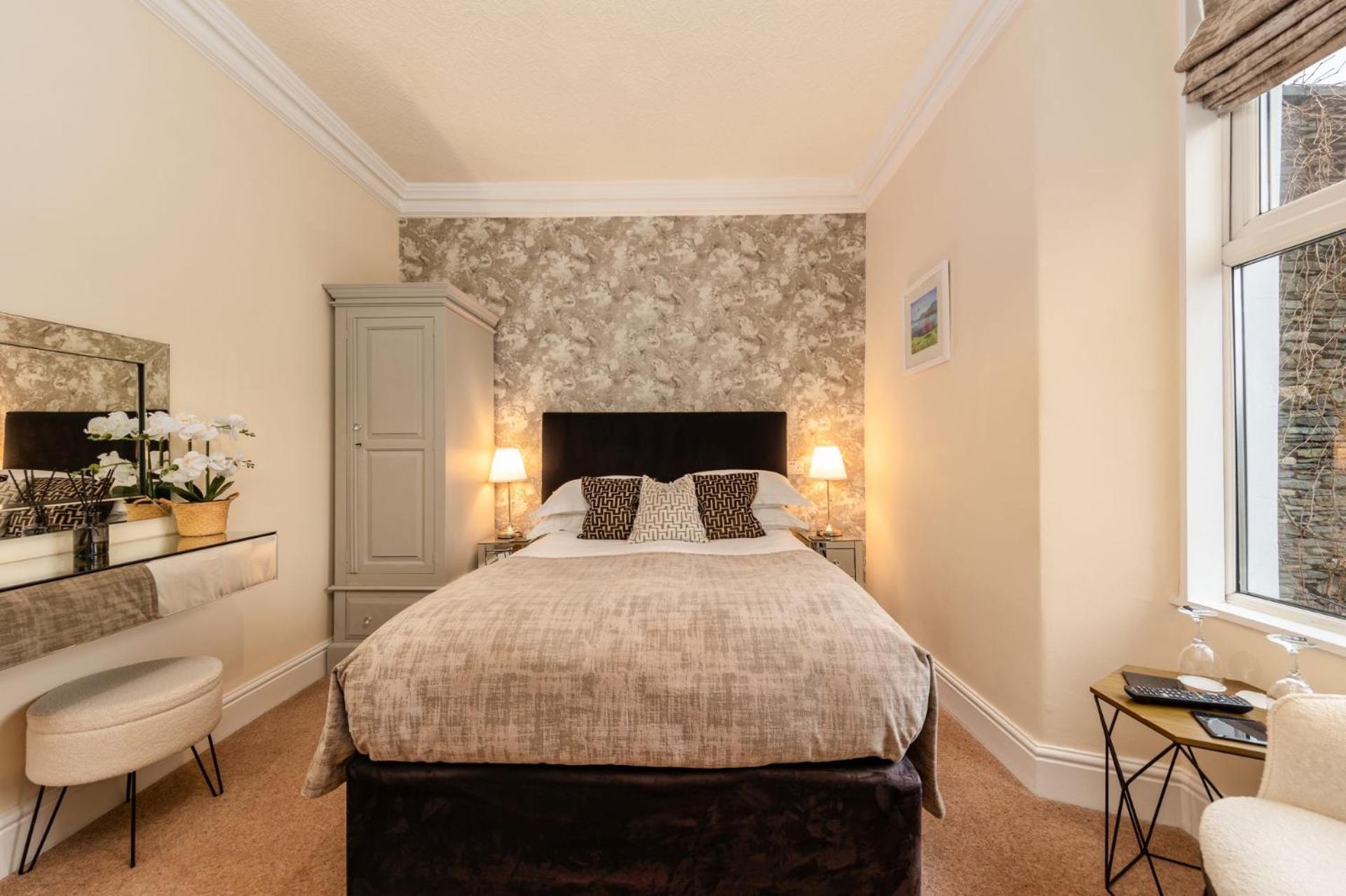Wheatlands Lodge-Windermere - Guest House Of The Year 2024 - Adult Only - Free Car Park Exterior photo