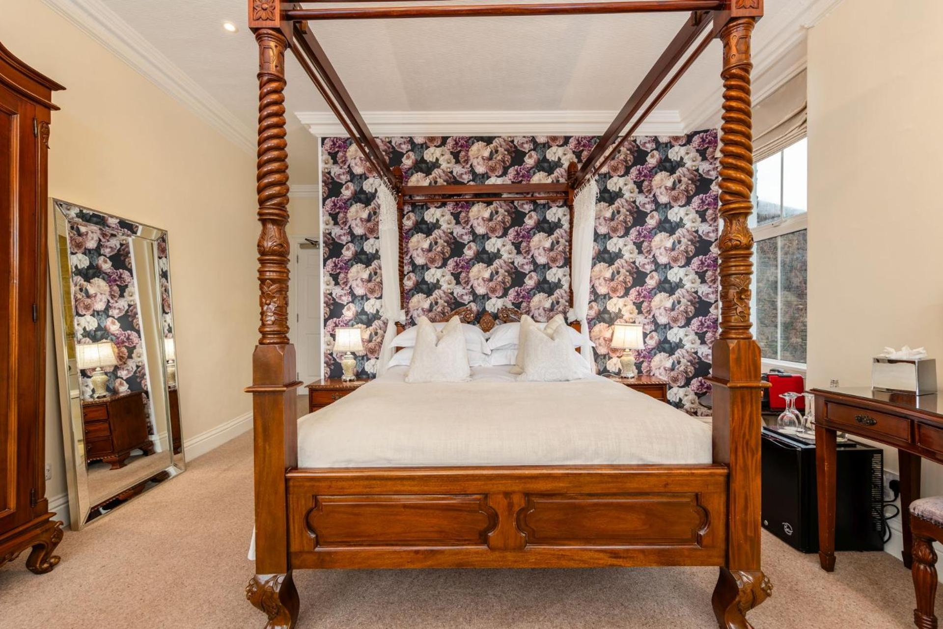 Wheatlands Lodge-Windermere - Guest House Of The Year 2024 - Adult Only - Free Car Park Exterior photo