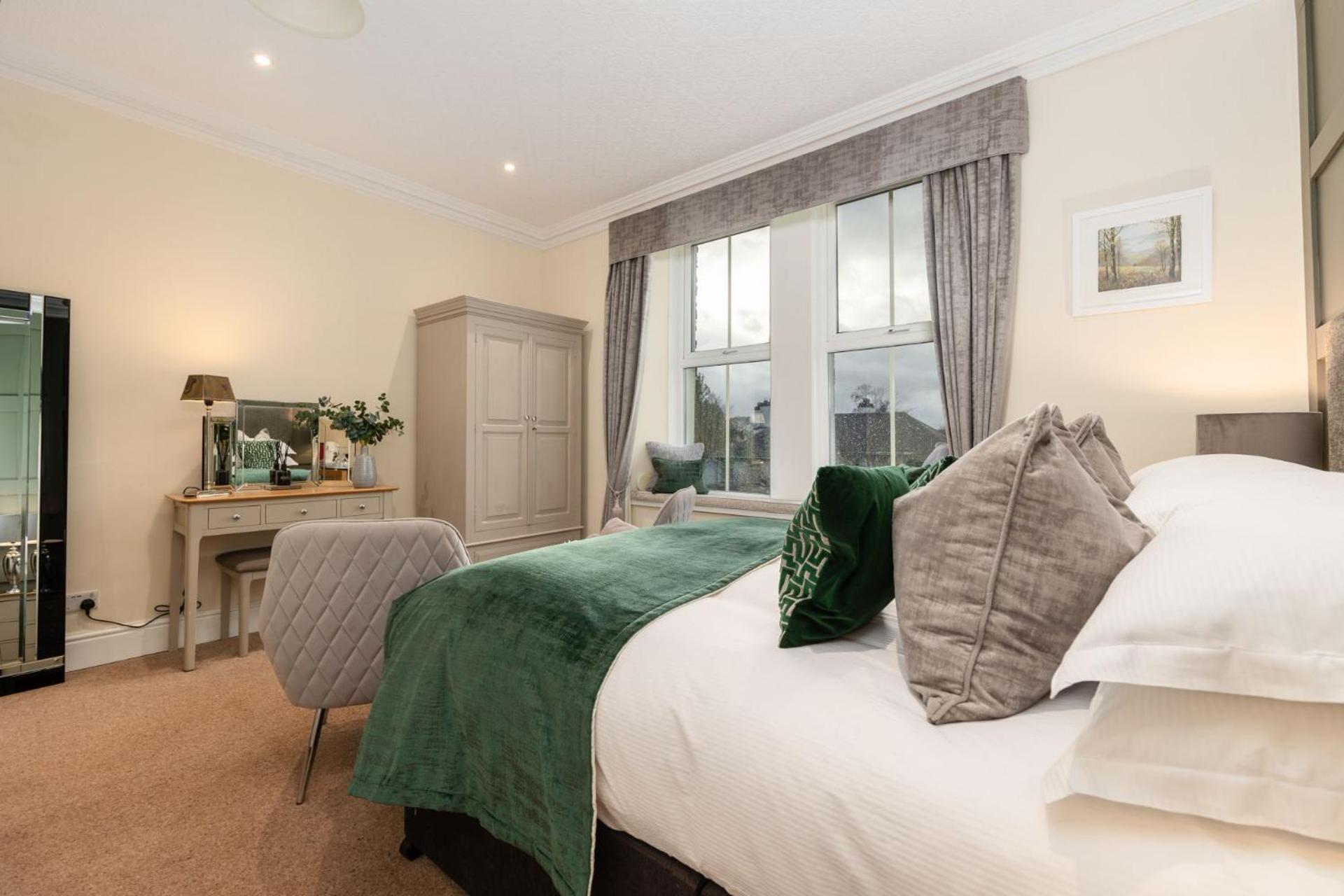 Wheatlands Lodge-Windermere - Guest House Of The Year 2024 - Adult Only - Free Car Park Exterior photo