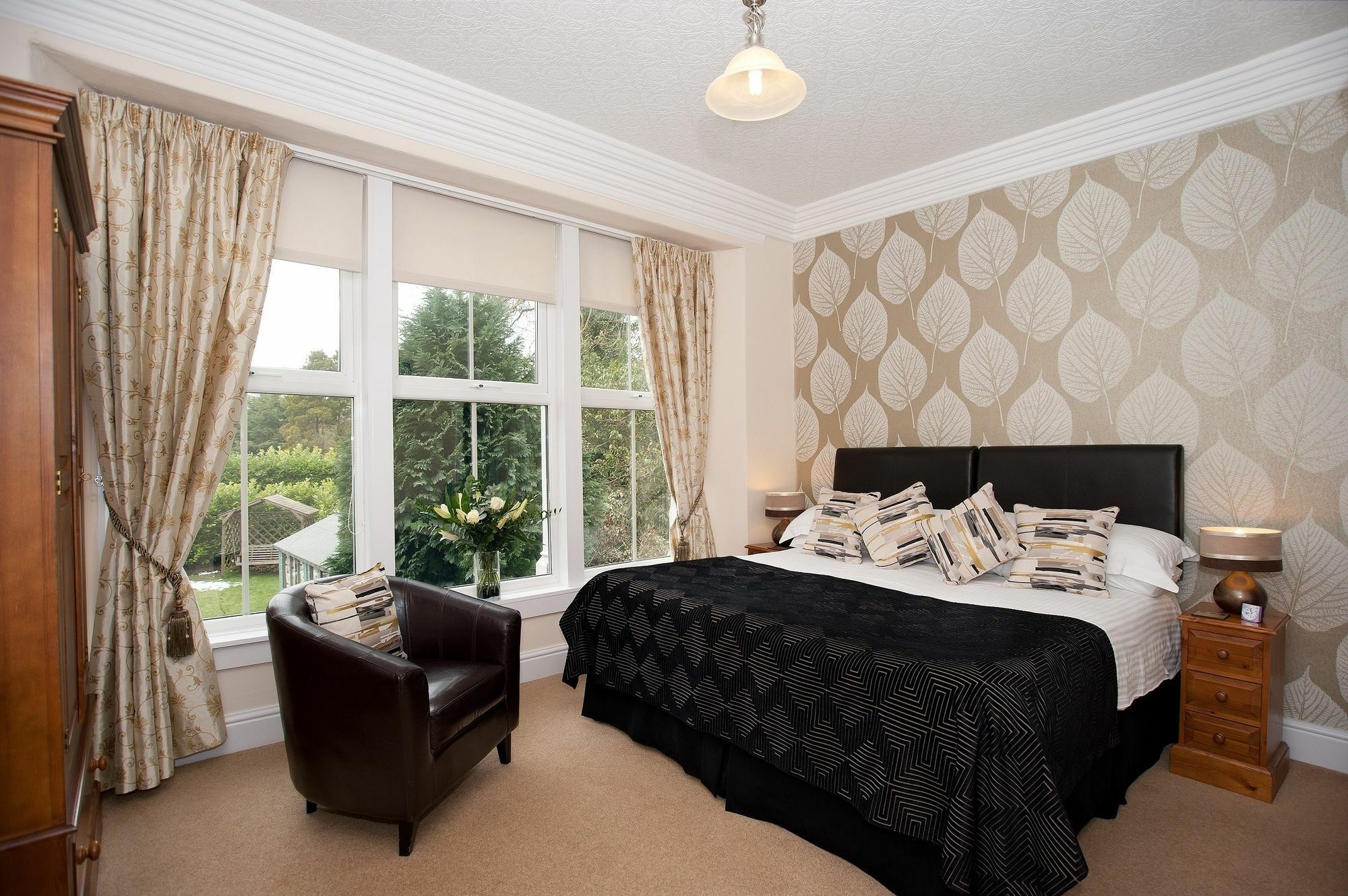 Wheatlands Lodge-Windermere - Guest House Of The Year 2024 - Adult Only - Free Car Park Exterior photo