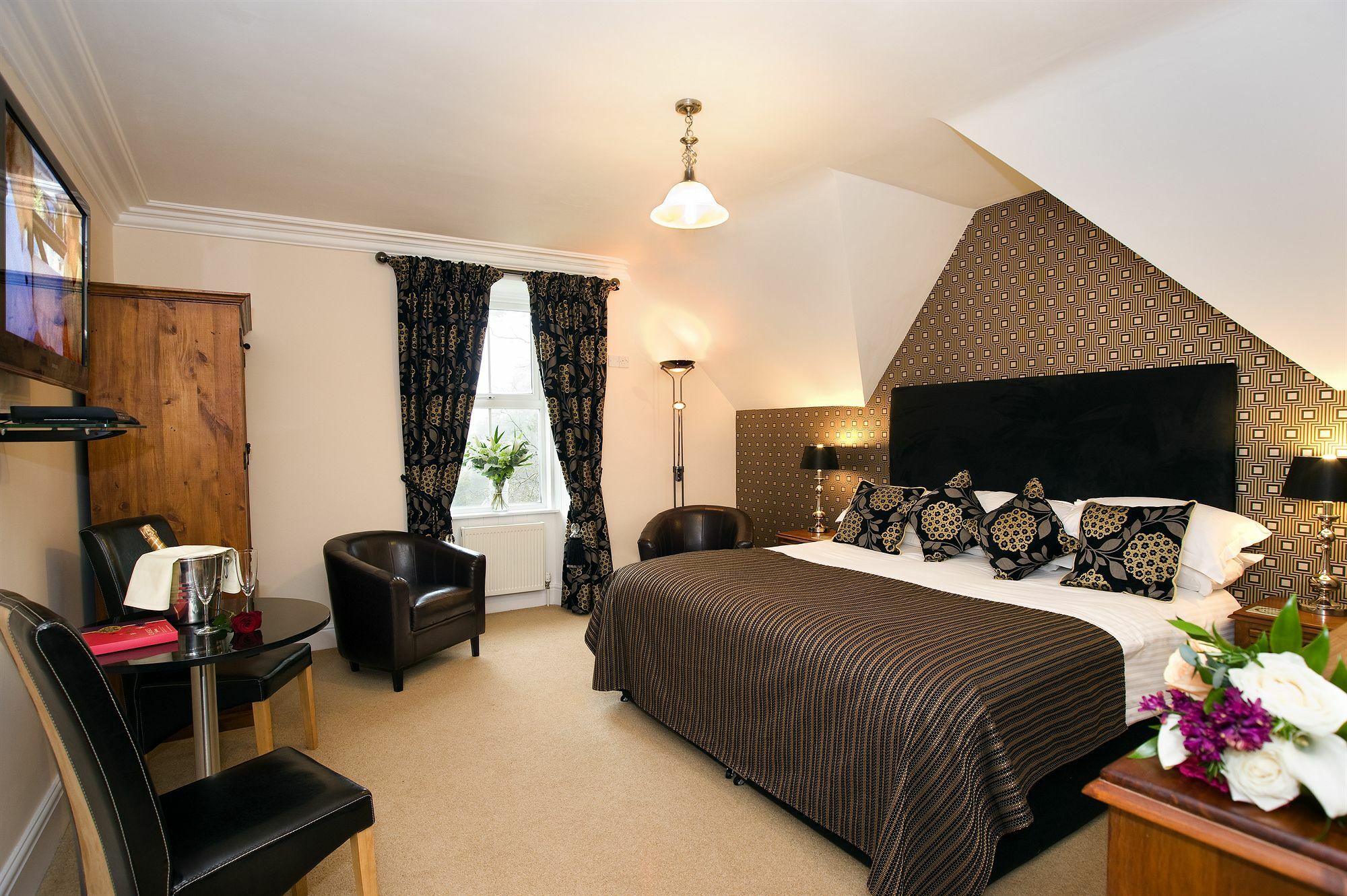Wheatlands Lodge-Windermere - Guest House Of The Year 2024 - Adult Only - Free Car Park Exterior photo